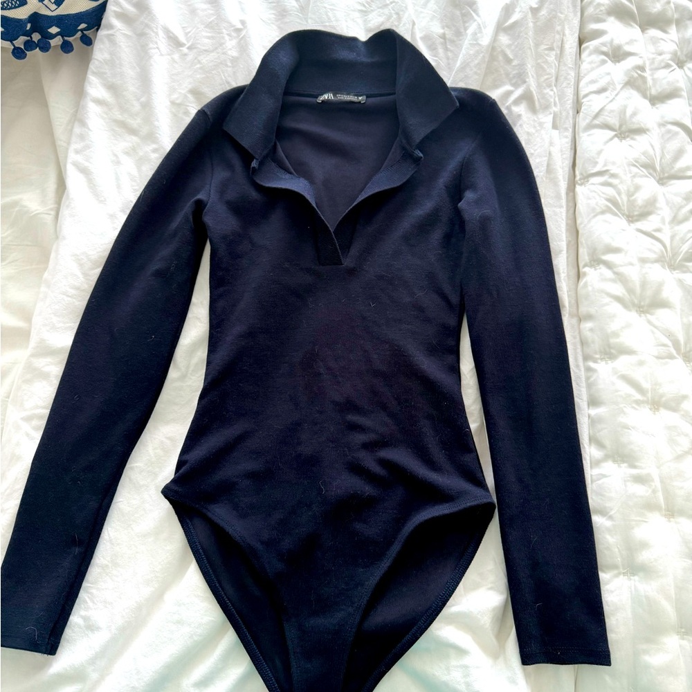 Zara navy bodysuit size small. Never worn.